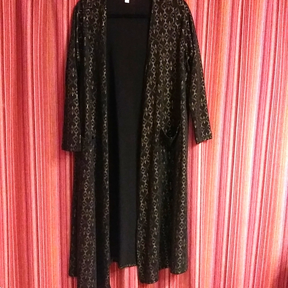 Lula Roe Long Sleeved Duster